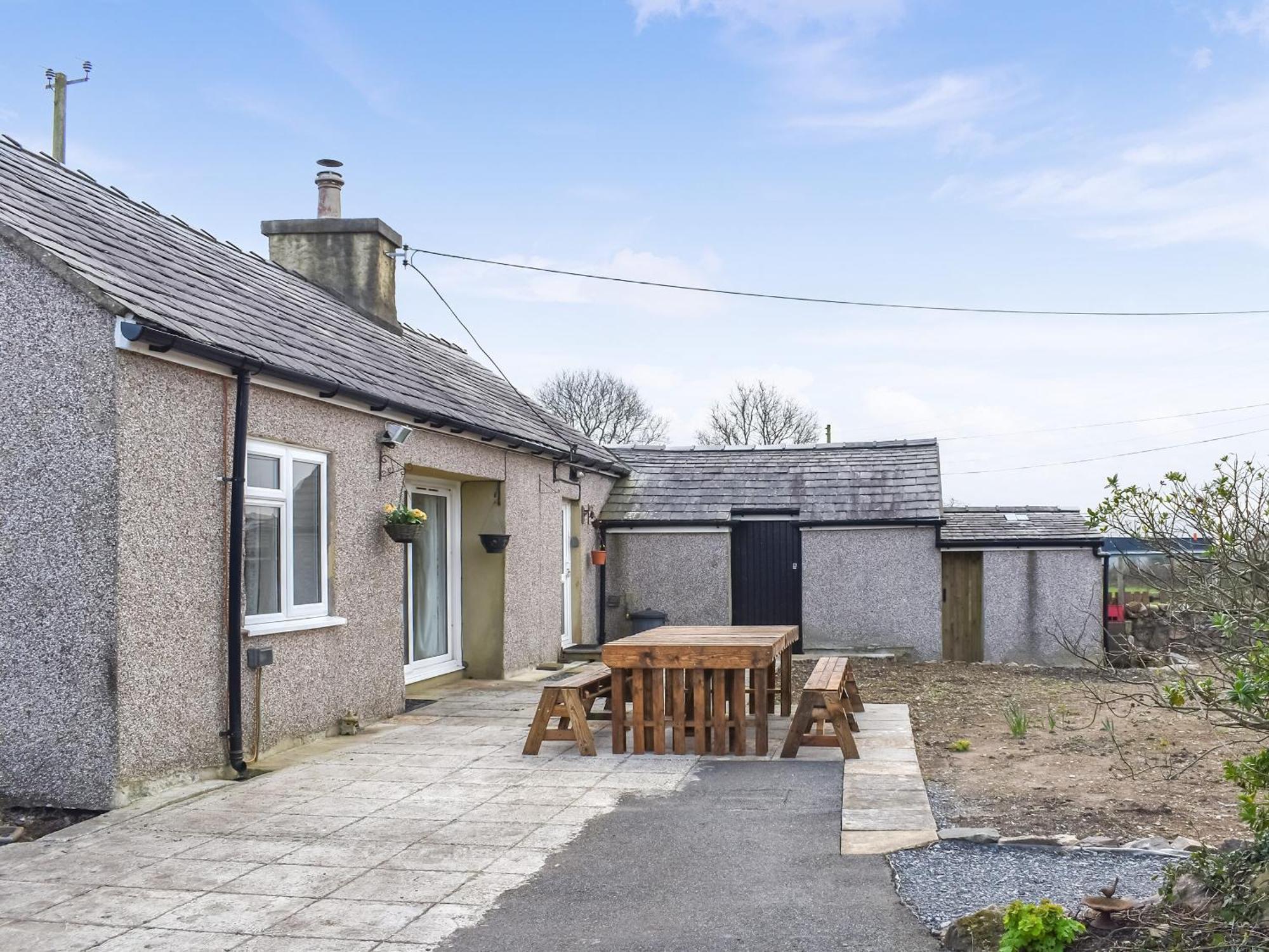 Tyn Y Maen Villa Llanddeiniolen Eksteriør bilde
